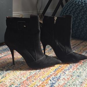 Elegant Black Ankle Boots